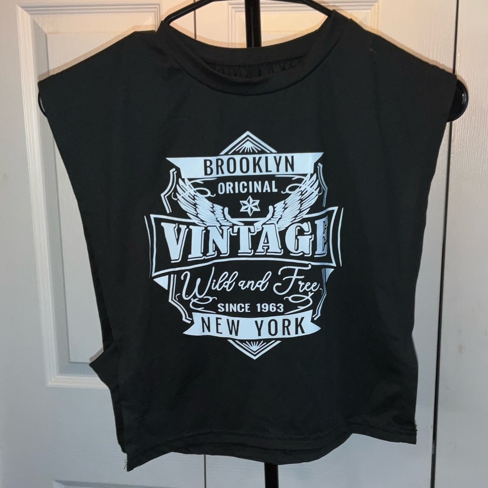 SHEIN Black Graphic Muscle Tee